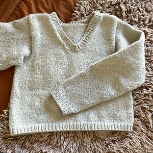 Handknit Cozy Cropped V-neck Sweater